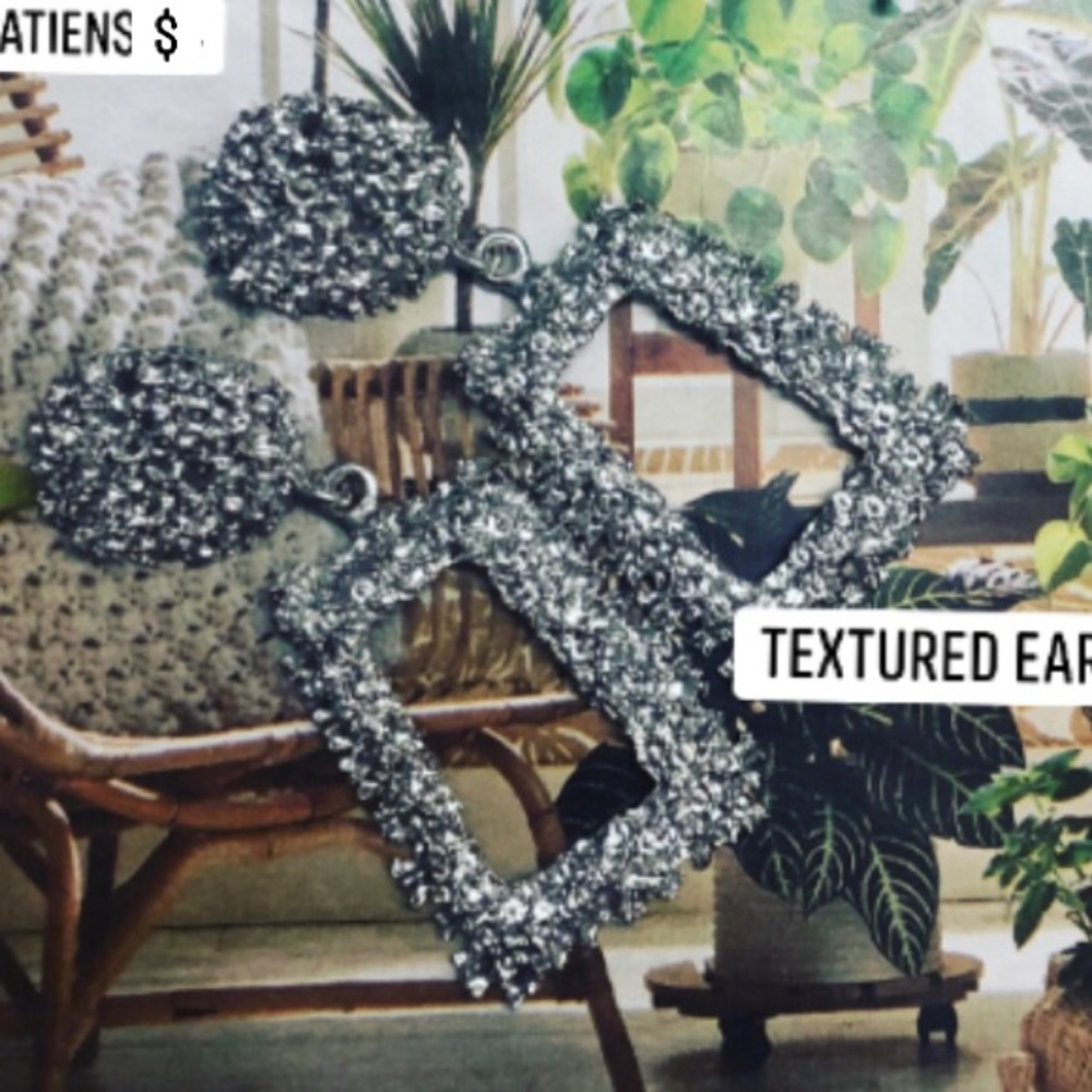 Textured earrings